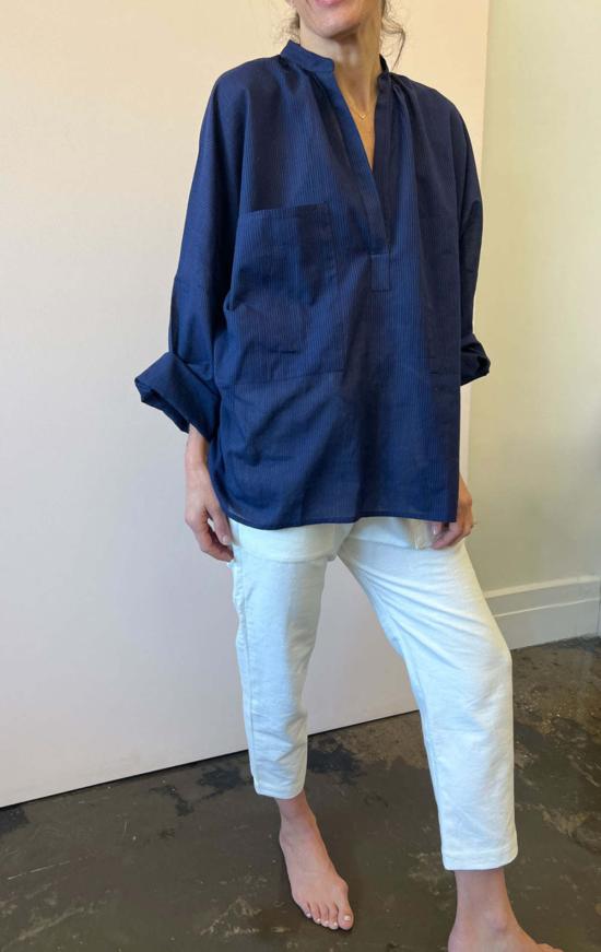  투 셔츠 네이비 핀스트라이프 긴팔 셔츠 두 벌 - TWO