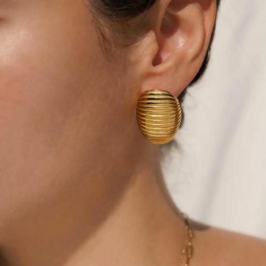  레이디버드 이어링 데미안 골드 귀걸이 - LADYBIRD