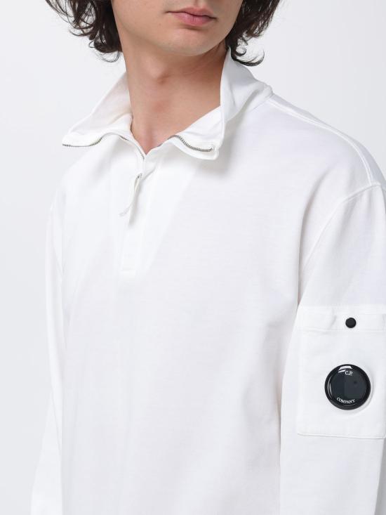 26SS 씨피 컴퍼니 라이트 플리스 하프 집 렌즈 스웨트셔츠 20CMSS022A002246G 103 White - C.P. COMPANY