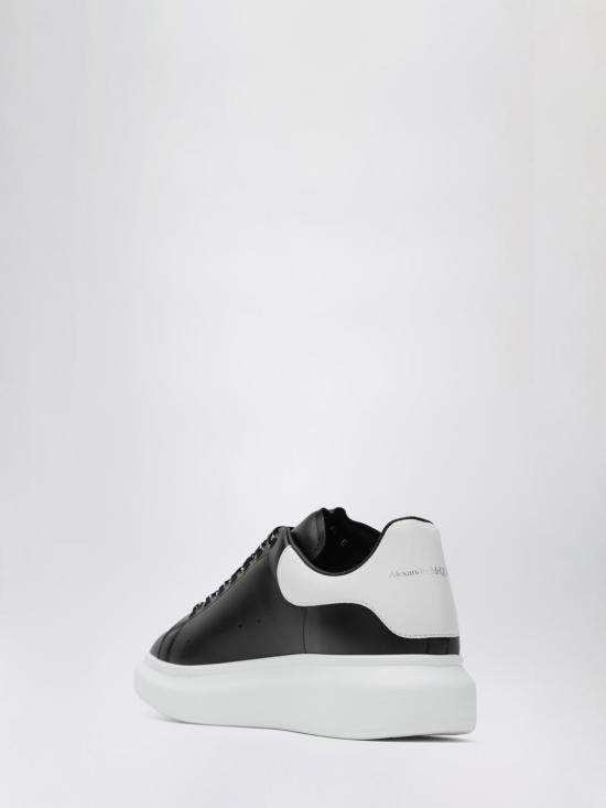 26SS 알렉산더 맥퀸 오버사이즈 드 스니커즈 553680WIAIG 1070 Black - ALEXANDER MCQUEEN