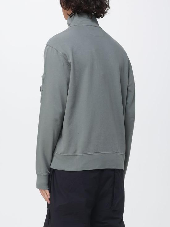 26SS 씨피 컴퍼니 라이트 플리스 하프 집 렌즈 스웨트셔츠 20CMSS022A002246G 921 Grey - C.P. COMPANY