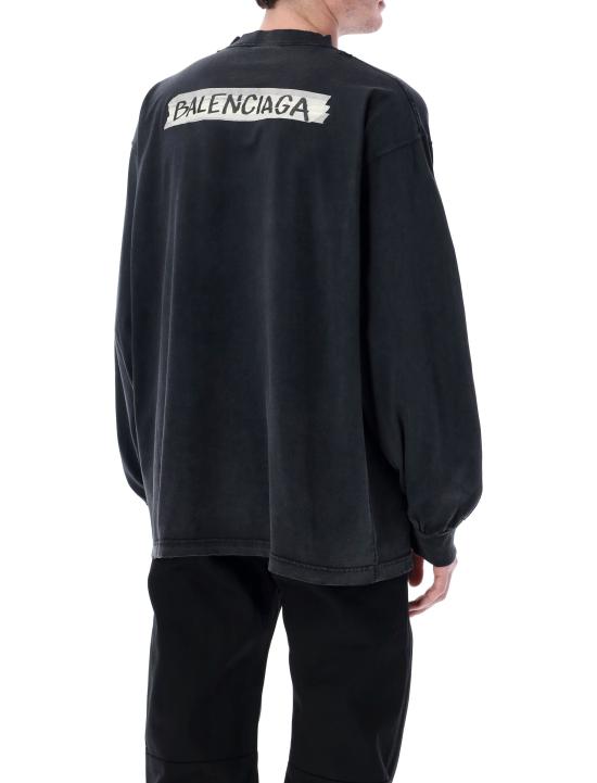 26SS 발렌시아가 마스킹 테이프 라지 핏 롱 슬리브 티셔츠 850404TTVL6 1041 FADED WASHED BLACK - BALENCIAGA