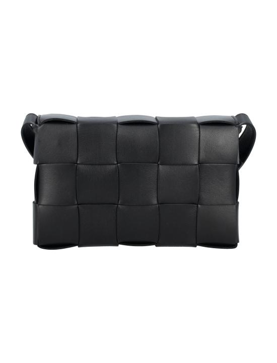 26SS 보테가베네타 램스킨 레더 카세트백 578004VMAY1 8425 BLACK GOLD - BOTTEGA VENETA