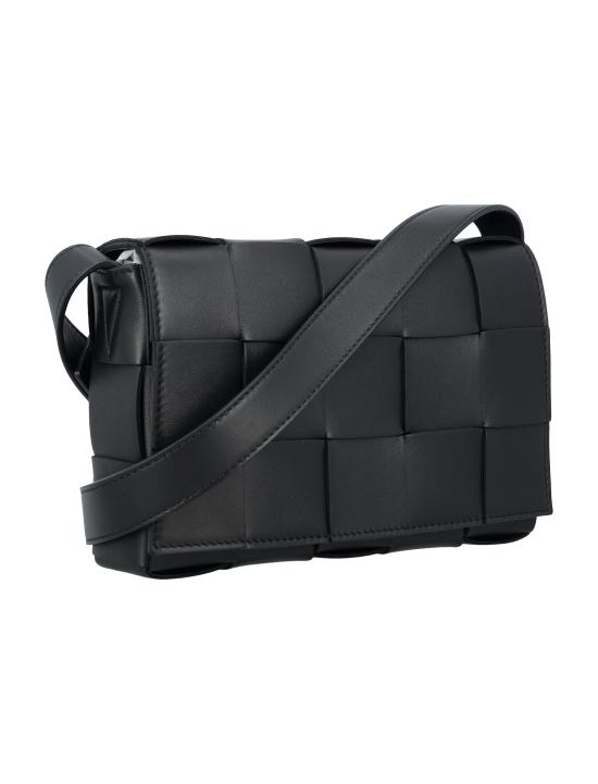 26SS 보테가베네타 램스킨 레더 카세트백 578004VMAY1 8425 BLACK GOLD - BOTTEGA VENETA