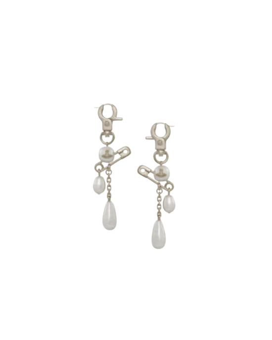 26SS 비비안웨스트우드 이어링 6202016C 02P103P103 White