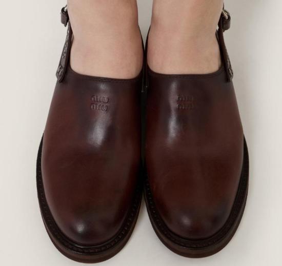 26SS 미우미우 풀 가죽 뮬 5R667EFA0455OD F0201 CAFFE - MIU MIU