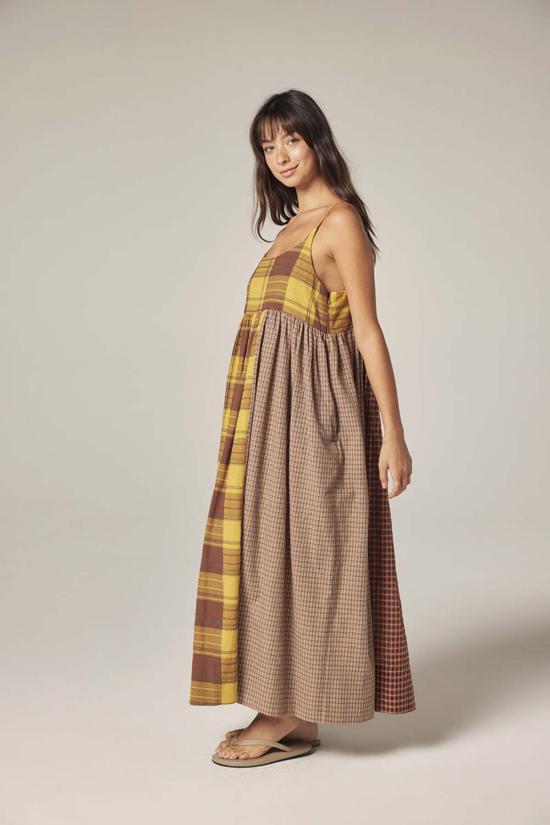  아멘테 롱 원피스 콘트라스트 미디 드레스 머스타드/브라운 - AMENTE