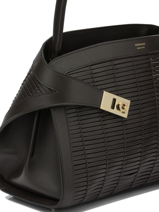 26SS 살바토레 페라가모 토트백 허그 소프트 핸드백 브라운 - SALVATORE FERRAGAMO