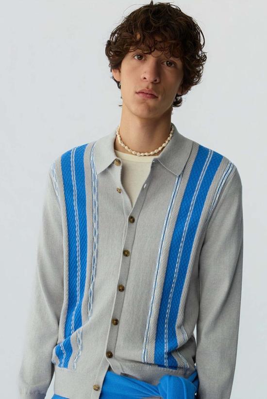  게스트 인 레지던스 가디건 바하 플라자 셔츠