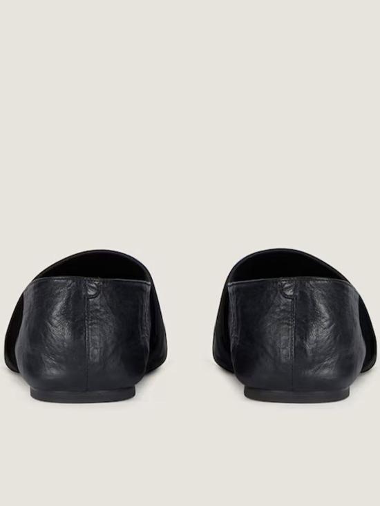 26SS 지방시 플랫 슈즈 BE5010E2FX001 Black - GIVENCHY
