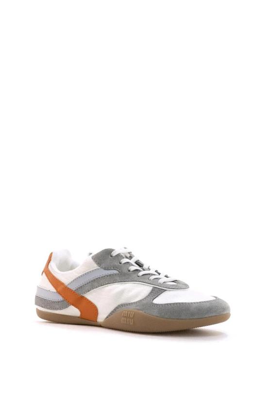 26SS 미우미우 짐나지움 테크니컬 소재 및 스웨이드 스니커즈 5E428E71LF0MIW F A005 White - MIU MIU
