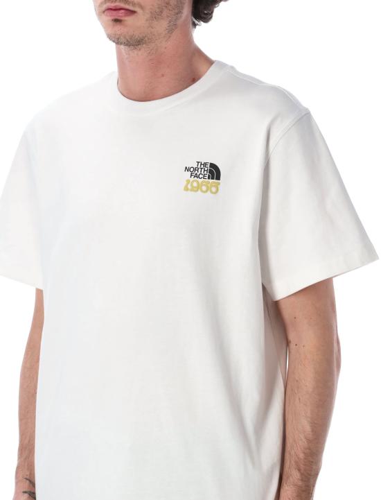 26SS 노스페이스 반팔 티셔츠 NF0A8GQU FN4 Bianco - NORTH FACE