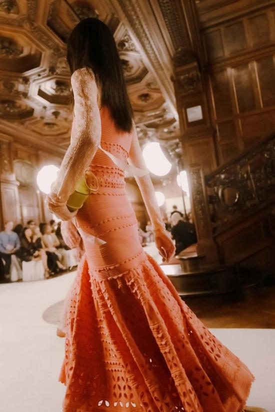  울라 존슨 민소매 티셔츠 씨 자수 캐미솔 탑 - ULLA JOHNSON