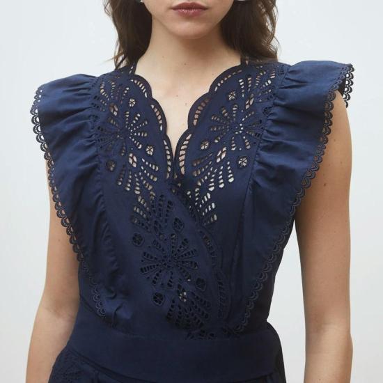  선쿠 블라우스 릴라 자수 민소매