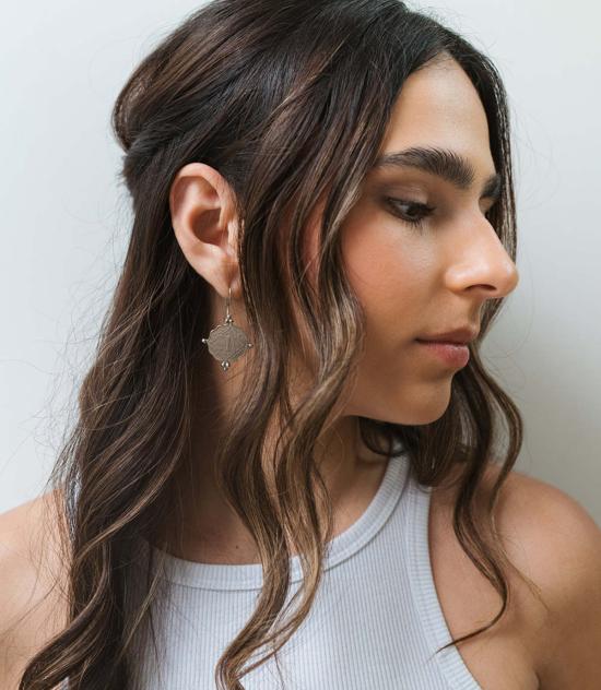  마트르 부미 이어링 시카 코인 드롭 - MATR BOOMIE