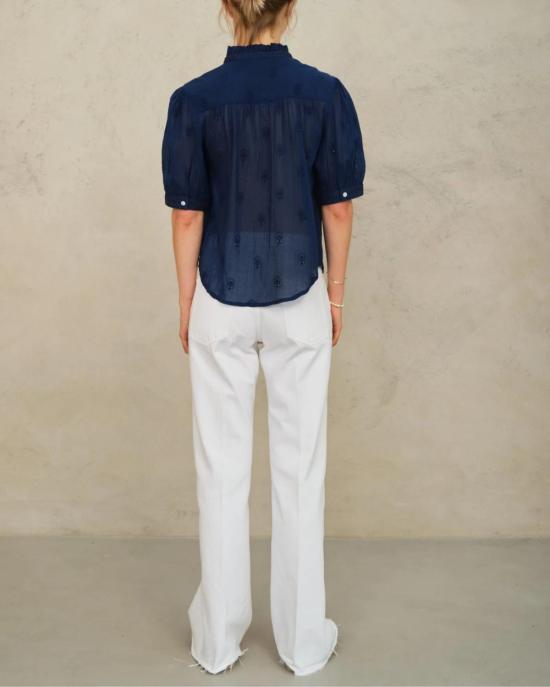  엠에이비이 블라우스 - M.A.B.E