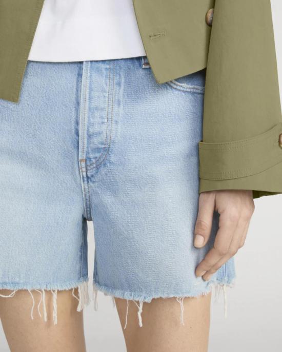  프레임 데님 숏팬츠 일상의 짧은 사기극을 에 담다 - FRAME