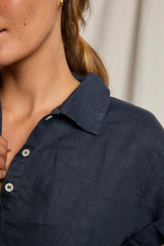  퍼펙트 화이트 티 폴로 티셔츠 타비사 폴로 티 네이비 - PERFECT WHITE TEE