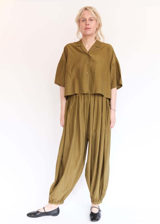  블랙 크레인 팔라초 팬츠 아카리  다크 올리브