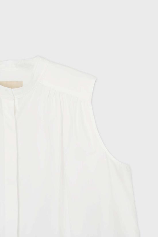  더룸 민소매 티셔츠 직조 방식으로 만든 주름 장식 멍에 셔츠 - THE LOOM