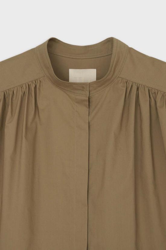  더룸 민소매 티셔츠 직조 방식으로 만든 주름 장식 멍에 셔츠 - THE LOOM