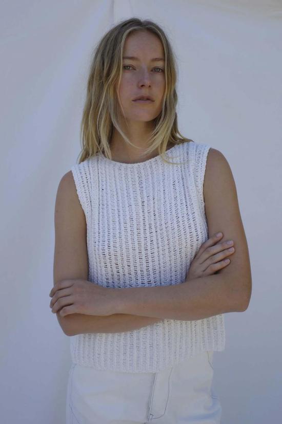  엠마 로스코프 민소매 티셔츠 올라 니트 쉘 탑 솔트