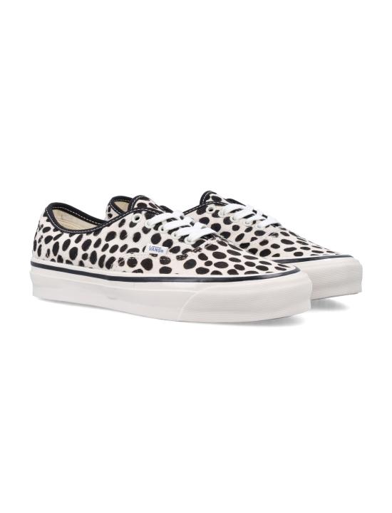 26SS 반스 스니커즈 VN000EK4HPD PHD PONY HAIR DALMATIAN - VANS