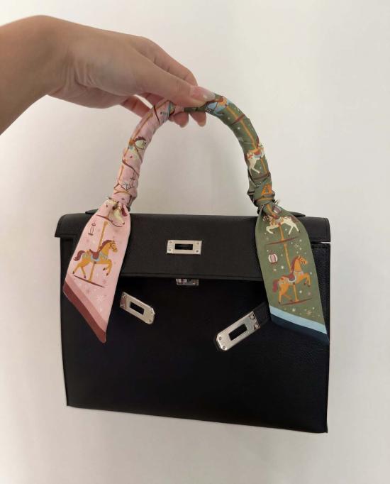  세레 머플러/스카프 세리 말띠 해 실크 트윌리 스카프 - SEREE