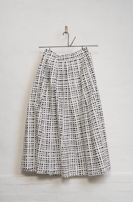  에이치플러스 하노 베셀 롱 스커트 H+ 한노 웨셀 줄리엣