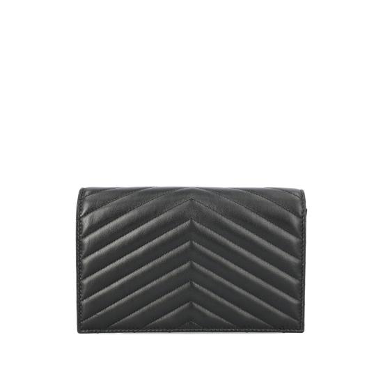 26SS 생로랑 램스킨 소재의 카산드라 마틀라쎄 엔벨로프 체인 지갑 857605 AAA44 1000 BLACK - SAINT LAURENT