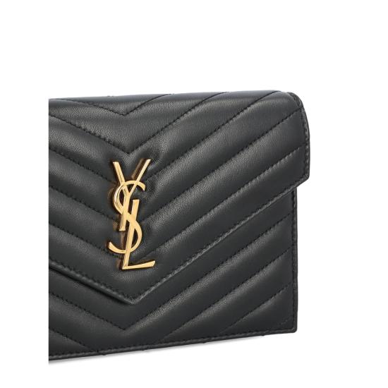 26SS 생로랑 램스킨 소재의 카산드라 마틀라쎄 엔벨로프 체인 지갑 857605 AAA44 1000 BLACK - SAINT LAURENT