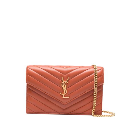 25FW 생로랑 램스킨 소재의 카산드라 마틀라쎄 엔벨로프 체인 지갑 857605 AAA44 7993 ORANGE