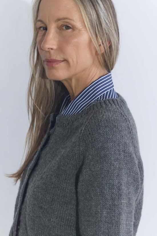  안티 오티 가디건 오티 이모 손뜨개 - AUNTIE OTI