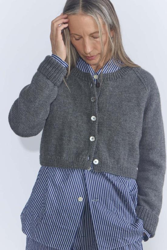  안티 오티 가디건 오티 이모 손뜨개 - AUNTIE OTI