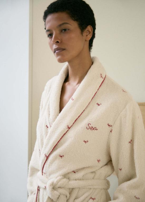  씨뉴욕 라운지 웨어 씨 니 에스미 로브 크림 - SEA NY