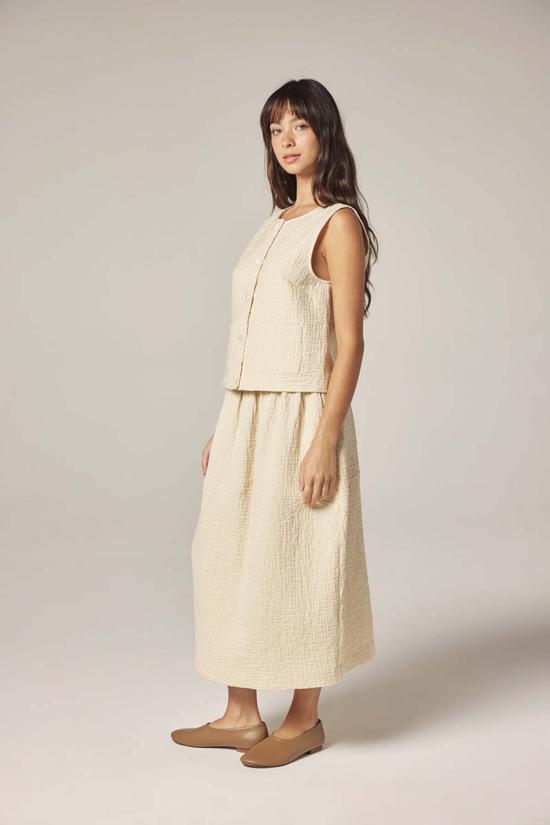  아멘테 블라우스 버튼다운 자카드 탑 크림 - AMENTE