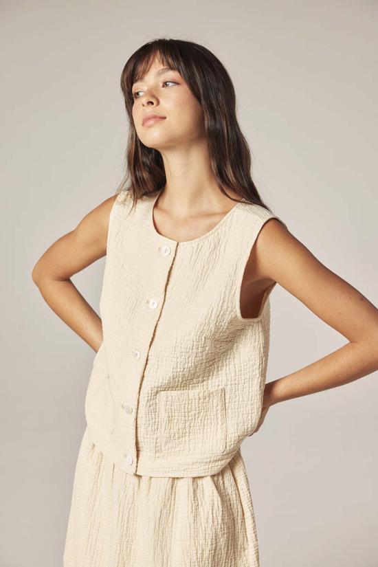  아멘테 블라우스 버튼다운 자카드 탑 크림 - AMENTE