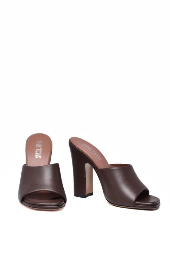 25SS 파리텍사스 뮬/슬리퍼 브라운 컬러의 오픈토 뮬 샌들 - PARIS TEXAS