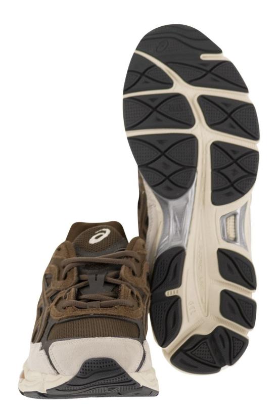 26SS 아식스 스니커즈 1203A383 201 BROWN - ASICS