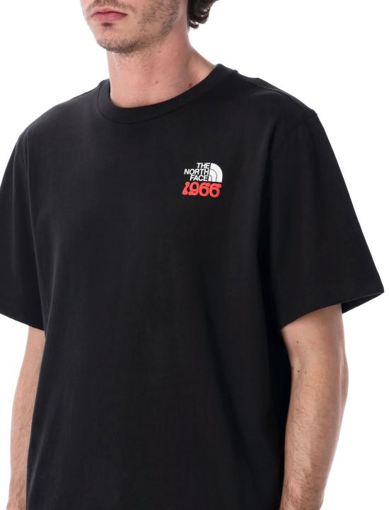 26SS 노스페이스 반팔 티셔츠 NF0A8GQU JK3 BLACK - NORTH FACE
