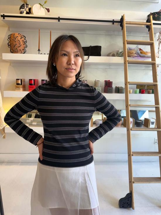  스틸히어 긴팔 티셔츠 스틸 히어 뉴욕 넬리 셔츠 블랙 - STILL HERE