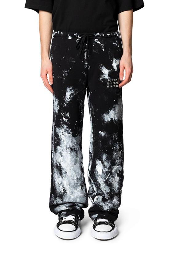 26SS MM6 메종마르지엘라 스트레이트 팬츠 S62KB0263 M25014 900