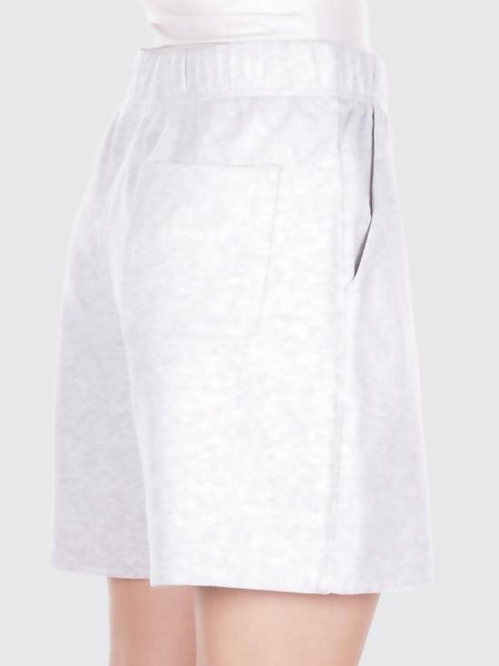 26SS 칼하트 WIP 숏팬츠 I036292 00T60 White - CARHARTT WIP