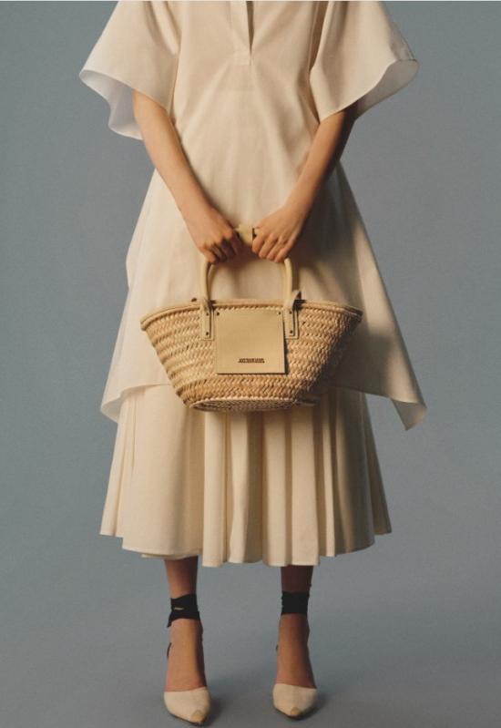 26SS 자크뮈스 토트백 BAW00045 AC01C02120 White - JACQUEMUS