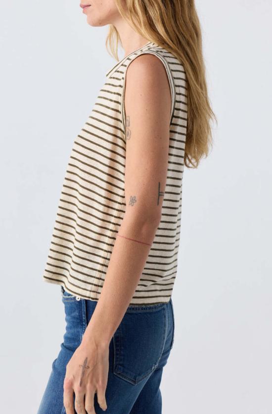  아모 데님 민소매 티셔츠 슬리브리스 러브 티셔츠 - AMO DENIM