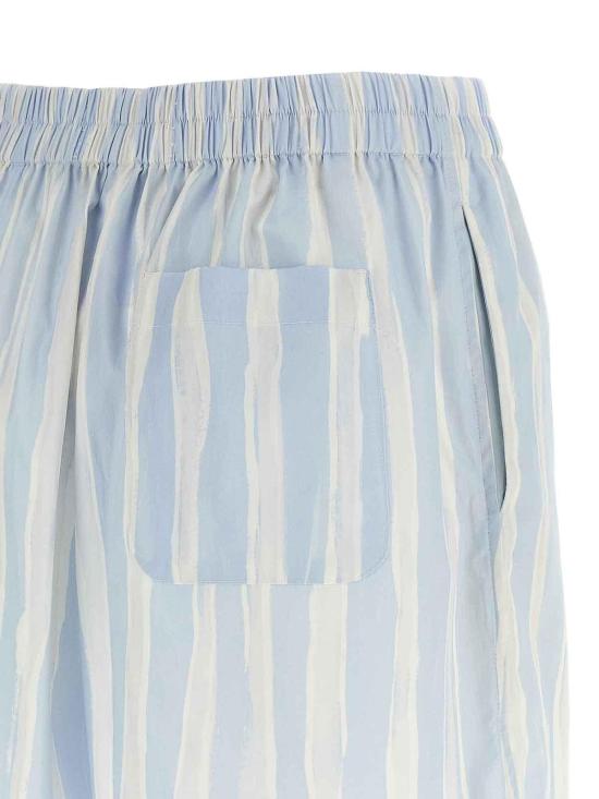 26SS 자크뮈스 숏팬츠 26ESOM00539AW006913GT Light Blue - JACQUEMUS