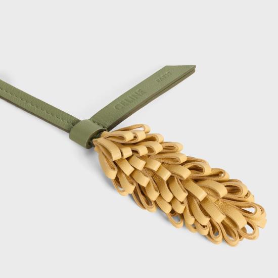 26SS 셀린느 키링 B105R3751 GKM2 POLLENKAKI - CELINE