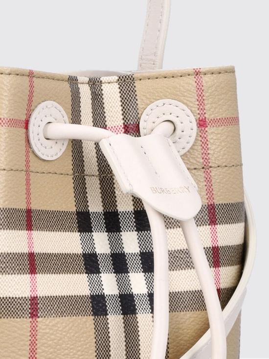 26SS 버버리 토트백 8125133 White - BURBERRY