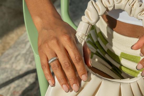  Milk & Rose 반지 밀크 앤 로즈 질감의 초승달 모양 실버 - OTHER BRANDS