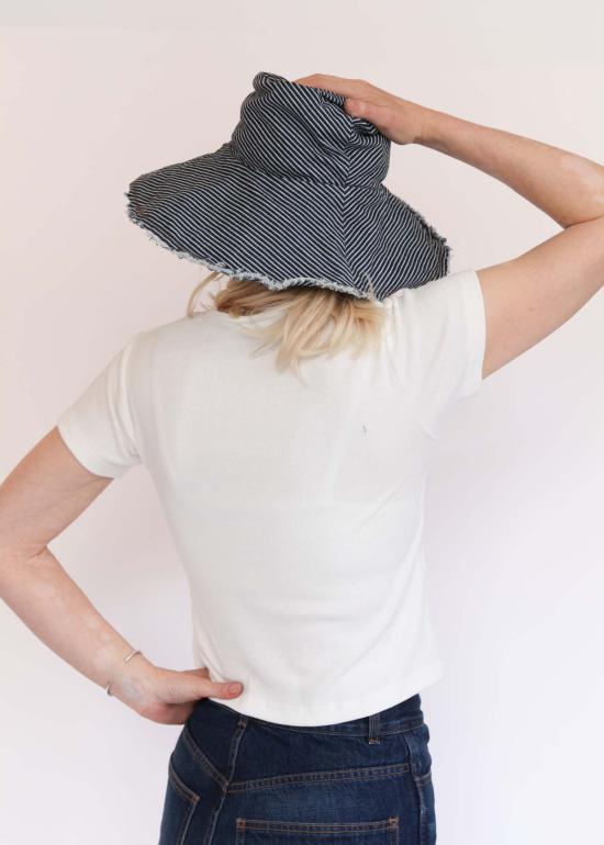  Abigail Rose & Lily Too 버킷햇 애비게일 로즈 앤 릴리 투 선햇 레일로드 스트라이프 데님 - OTHER BRANDS